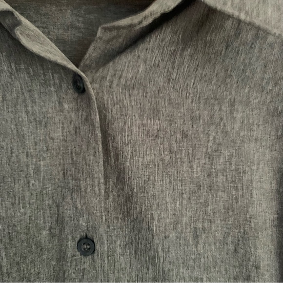 ❌ SOLD ❌Button Down Shirt - Picture 6 of 6